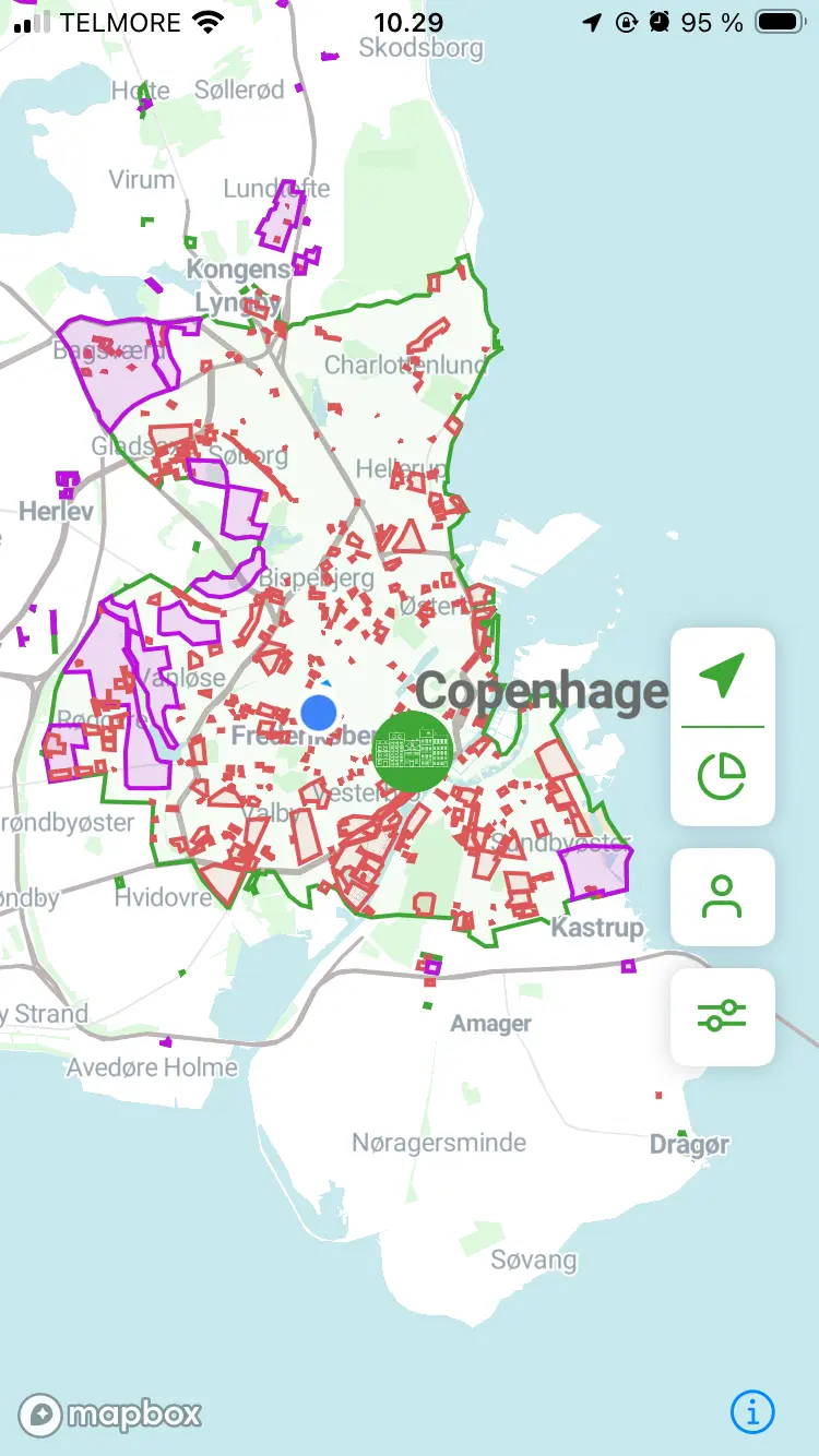 Kort i GreenMobility-appen over København og Frederiksberg med zoner og biler